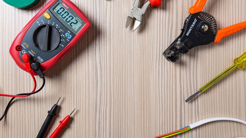 Top 7 Must-Have Electrical Tools